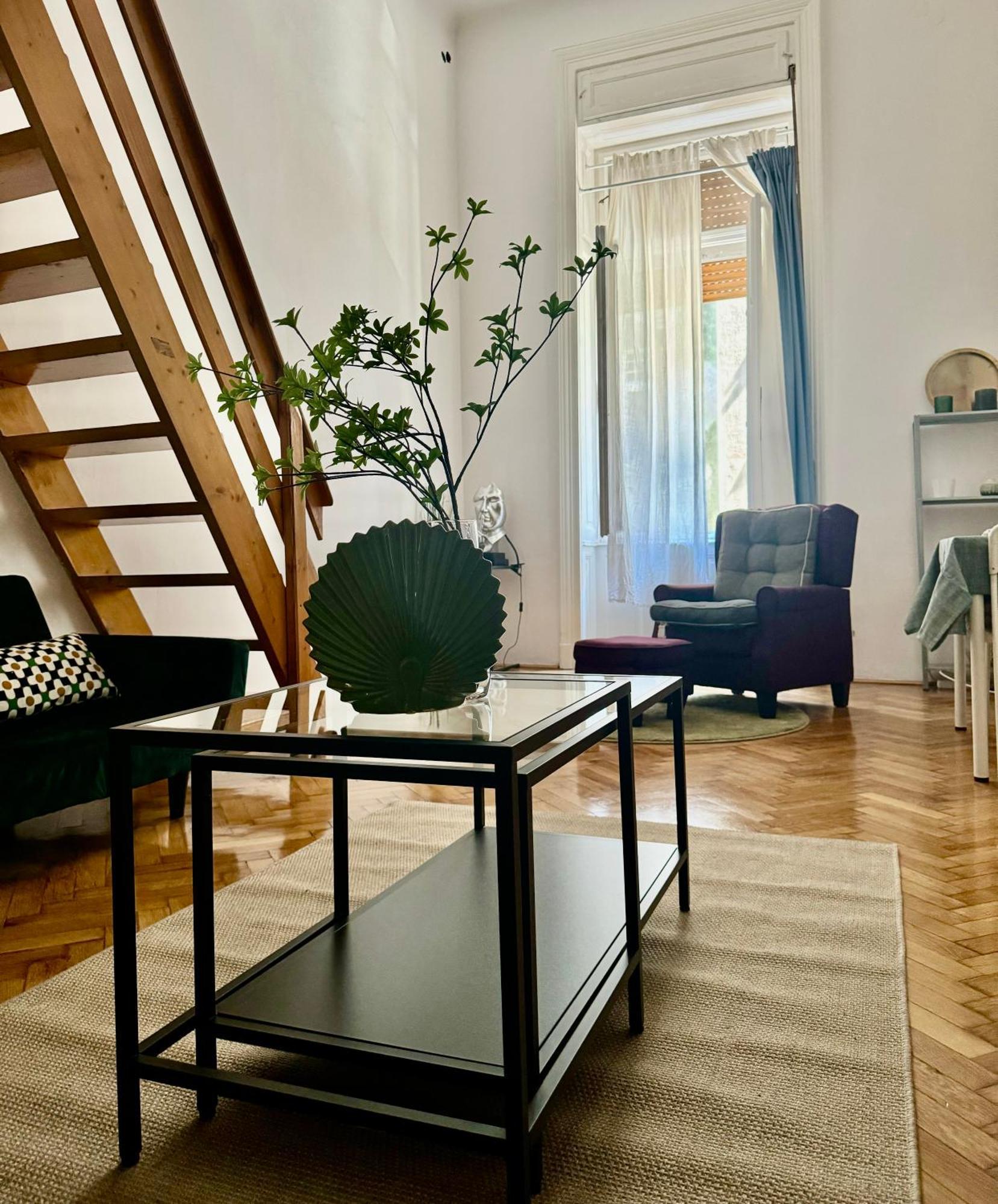 Vibrant Center Apartment Budapest Esterno foto